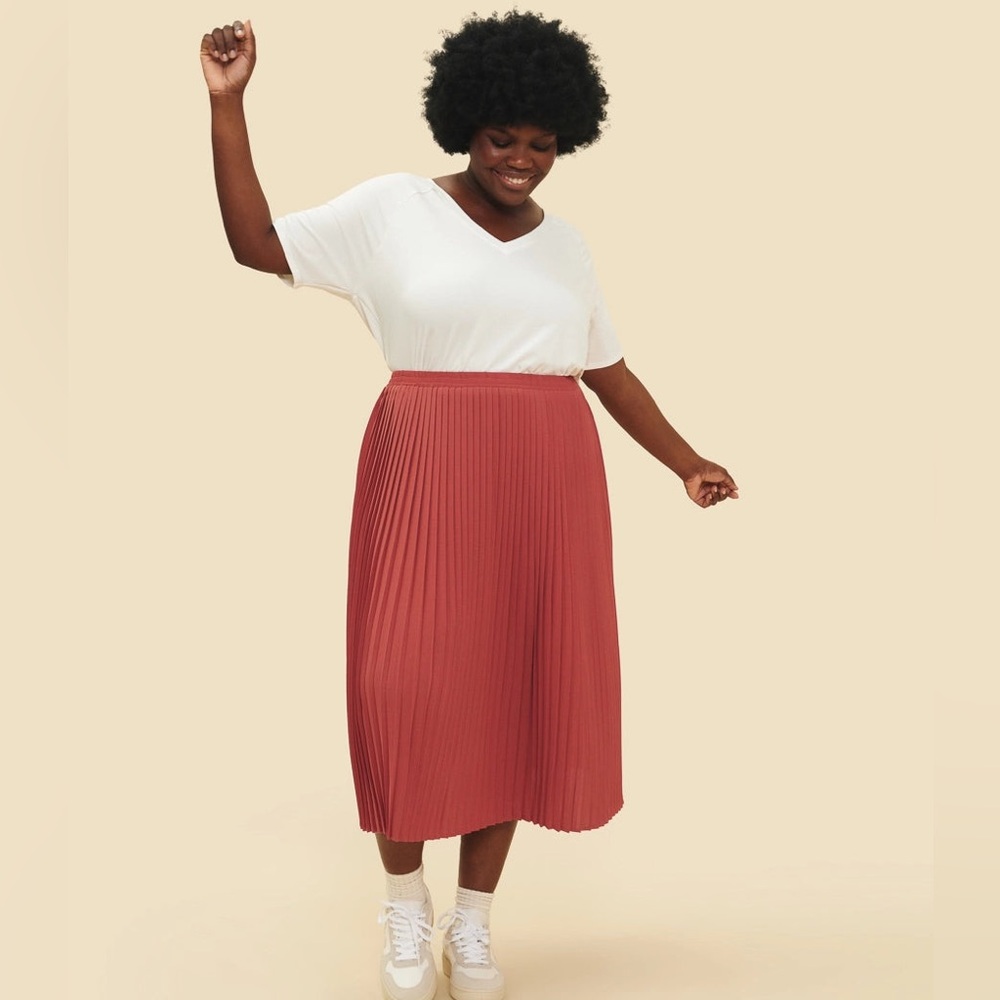 Hazel Terracotta Pleated Midi Skirt